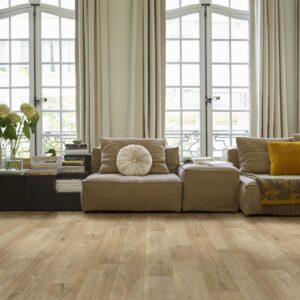 Dasos Sheet Vinyl – English Oak in a living room