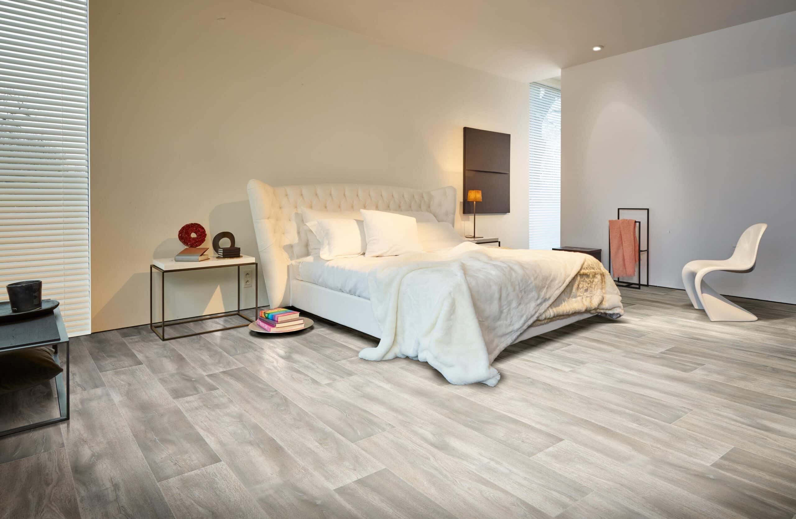 Kefi Sheet Vinyl – Hazed Pine in a bedroom